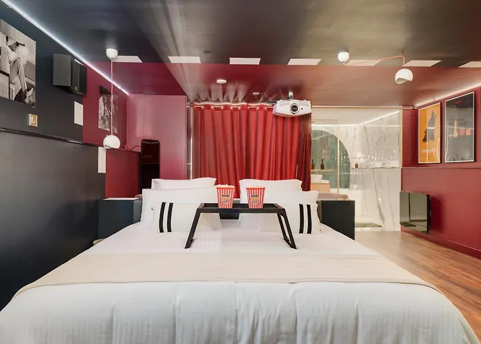 Апартаменты Cinema De Gamme Avec Balneotherapie *